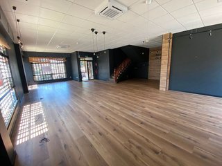 Local comercial en alquiler en Rianxo