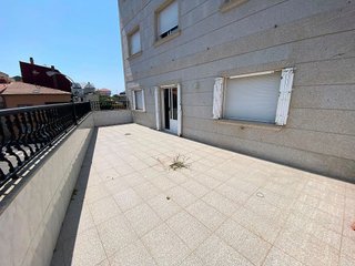 Local comercial en alquiler en Rianxo
