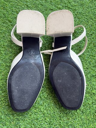 Zapatos Zara charol blanco tacón talla 38