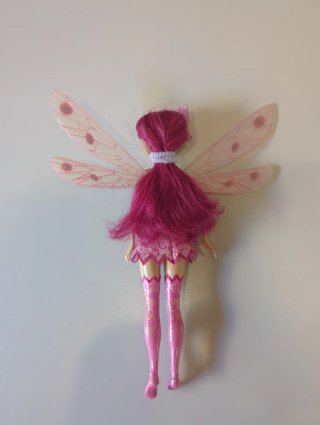 Muñeca Mia con alas de hada