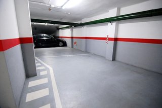 Garaje en venta en La Salut - Lloreda en Badalona