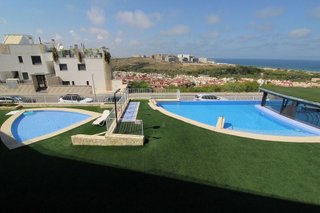 Ático en alquiler en Gran Alacant en Santa Pola