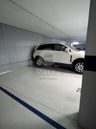 Garaje en alquiler en Palos de Moguer en Madrid