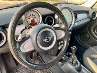 MINI Cooper automatico