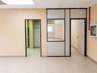 Local comercial en alquiler en Simancas en Madrid