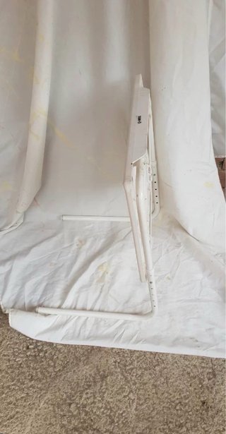 Mesa Plegable Q-MAX Blanca Regulable. Negociable