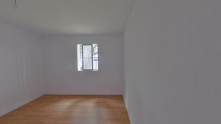 Piso en venta en Nueva Andalucía centro en Marbella