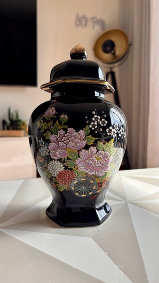 Vaso de Gengibre em Porcelana Japonesa Kutani com
