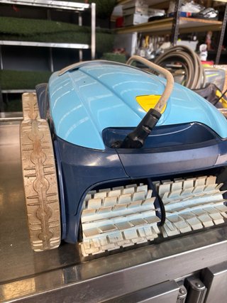Robot Limpiafondos Aqualink