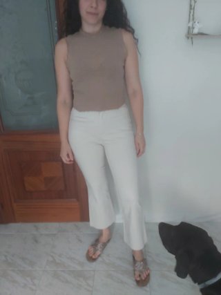 Pantalón vestir beige con regalo de top