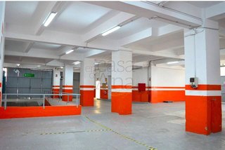 Local comercial en alquiler en Errekaldeberri - Larraskitu en Bilbao