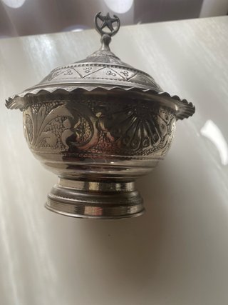 Urna/Copón Metal Estilo Árabe Antigua