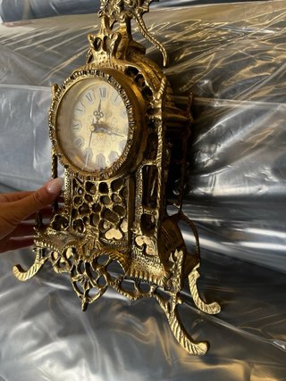 Reloj de sobremesa de bronce