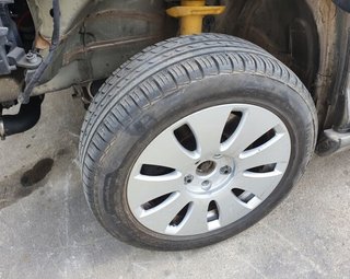 Volkswagen 3c9839476e moldura passat basis 166128