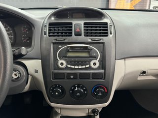 Kia Cerato 1.6 DOHC LX
