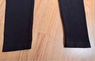 Pull&Bear. Mono canalé spandex negro. Talla M-L.