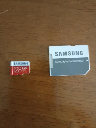 Micro SD Samsung 128 GB + Adattatore