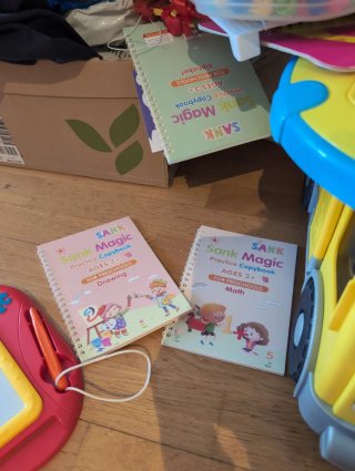 Lote Juguetes y Disfraces Niños