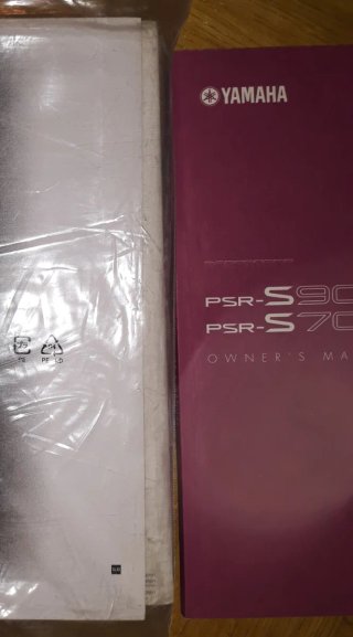 Yamaha PSR-S700 Sintetizador Teclado con soporte