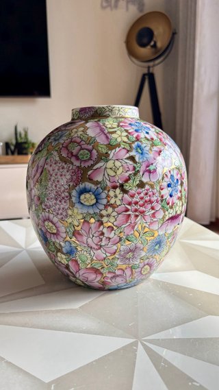 Jarro em Porcelana de Macau Millefleurs – Pintado