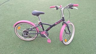 Bicicleta niña 20 casi nueva