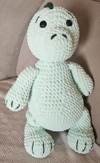 Dinosaurio Peluche Hecho a Mano