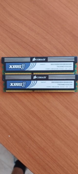 Corsair XMS3 2x4GB DDR3 1333MHz RAM