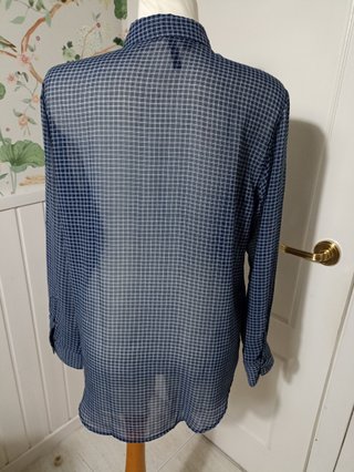 Camisa azul de cuadros
