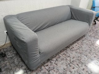 Sofá KLIPPAN Ikea Gris Tela