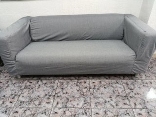 Sofá KLIPPAN Ikea Gris Tela
