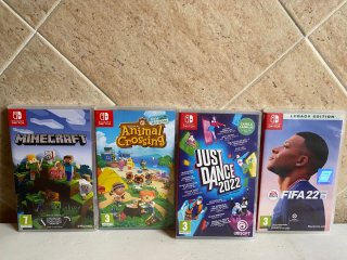Consola Nintendo Switch Azul y Rojo