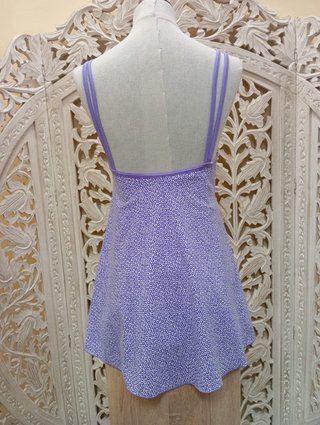 Bañador premamá estampado morado y blanco
