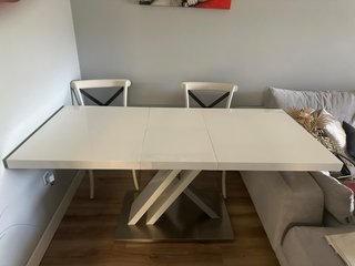 Mesa comedor extensible blanca lacada