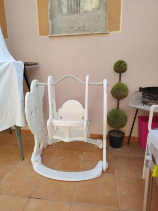 Columpio infantil blanco