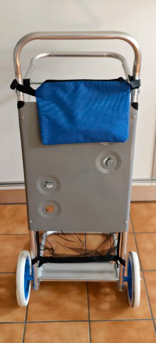 Carrito para llevar sillas de playa