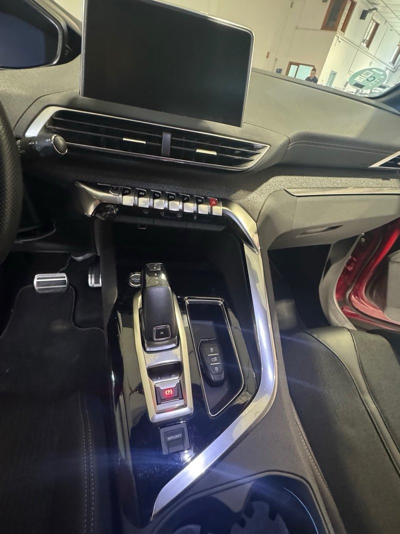 Peugeot 3008 2018, foto 9