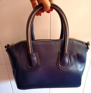 Bolso piel azul marino