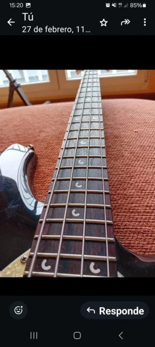 Bajo Musicman Bongo 4H