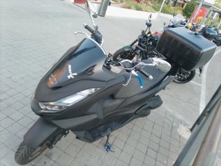 SE ALQUILA MOTO HONDA PCX 125