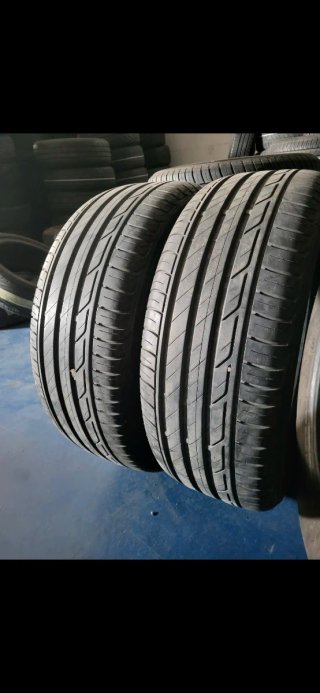 Bridgestone 215/55 R17 Neumáticos