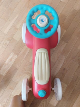 Coche correpasillos Clementoni