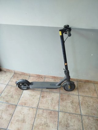 Patinete Eléctrico Gris