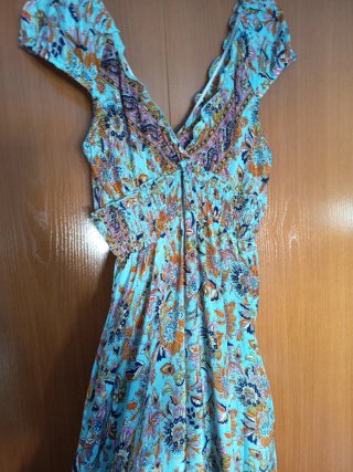 Vestido estampado floral azul