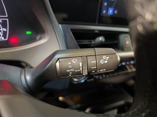 Lexus UX 250h F Sport 2023
