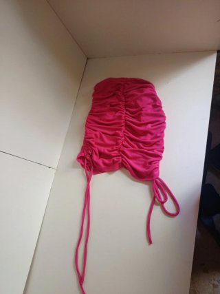 Falda rosa fruncido con cordones