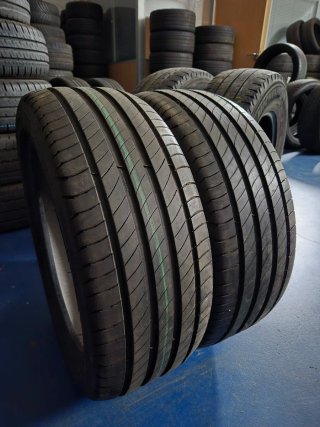 Michelin 215/65 R17 Neumáticos