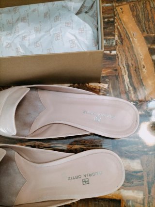 Zapatos destalonados Gloria Ortiz rosas