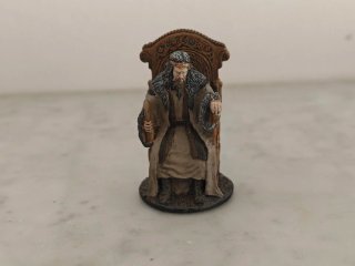 Figura Rey Theoden El Señor de los Anillos