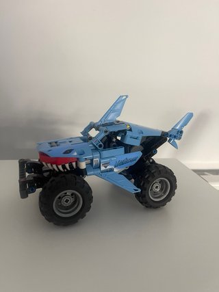 Coche Tiburón Lego Technic
