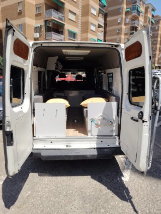 Ford Transit 2000